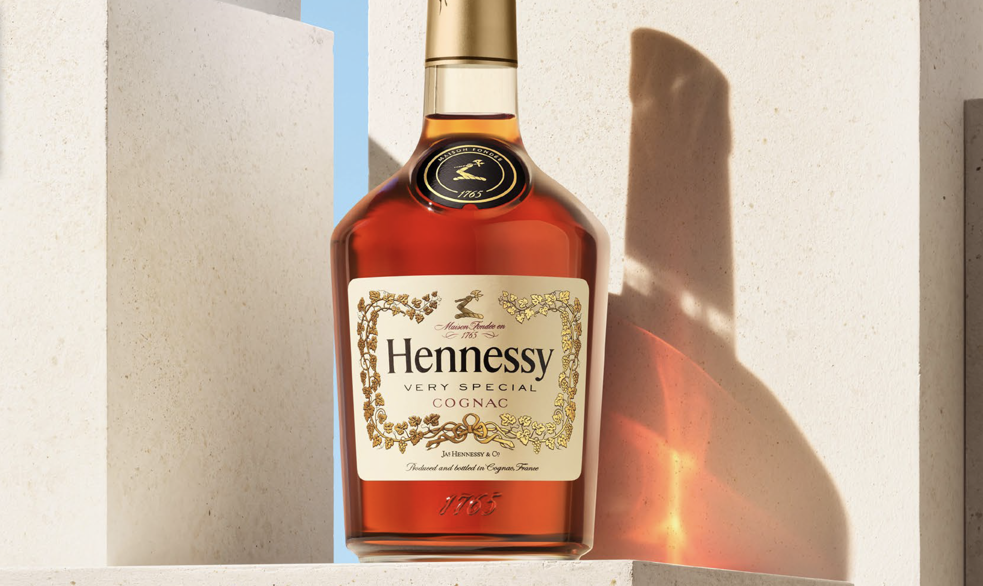 Hennessy VS Bottle